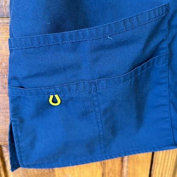 Origins Bravo-Women's V-Neck Scrub Top Navy Blue 3XL - Picture 5 of 7